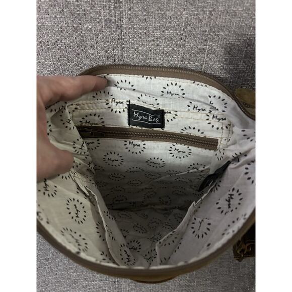 Myra Bag Rater Handcrafted Leather Hide & Canvas With Conchos Bags NWT Purse New - Picture 7 of 8